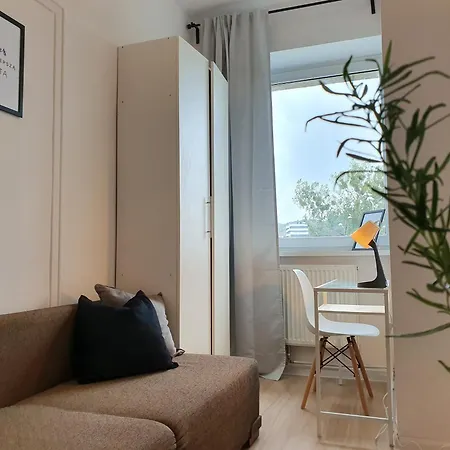 Riviera 135 * غدينيا